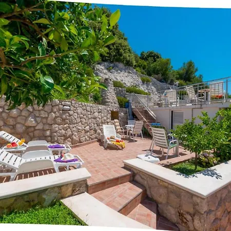 Borna * Dubrovník